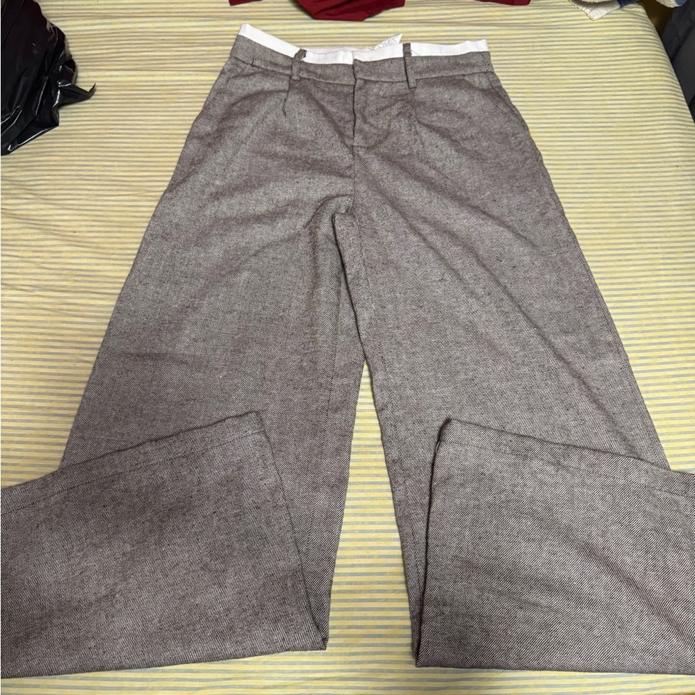 SHEIN Men's Brown and Cream Dress Pants